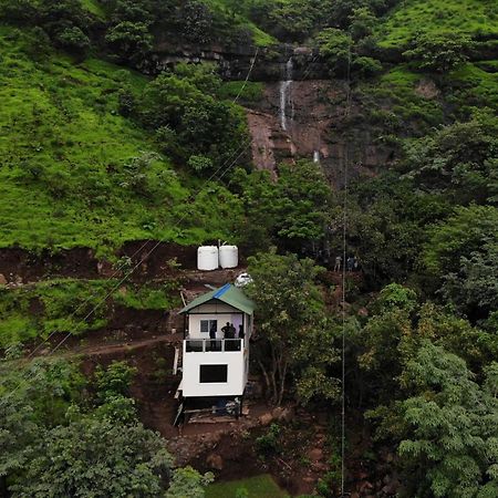Forest Den Villa Poona Buitenkant foto